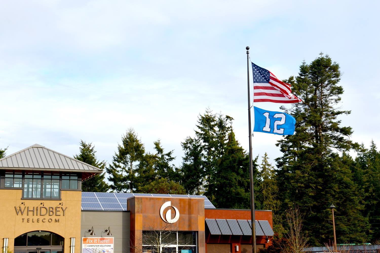 How can I stream the Seahawks playoff game and the Super Bowl for free?